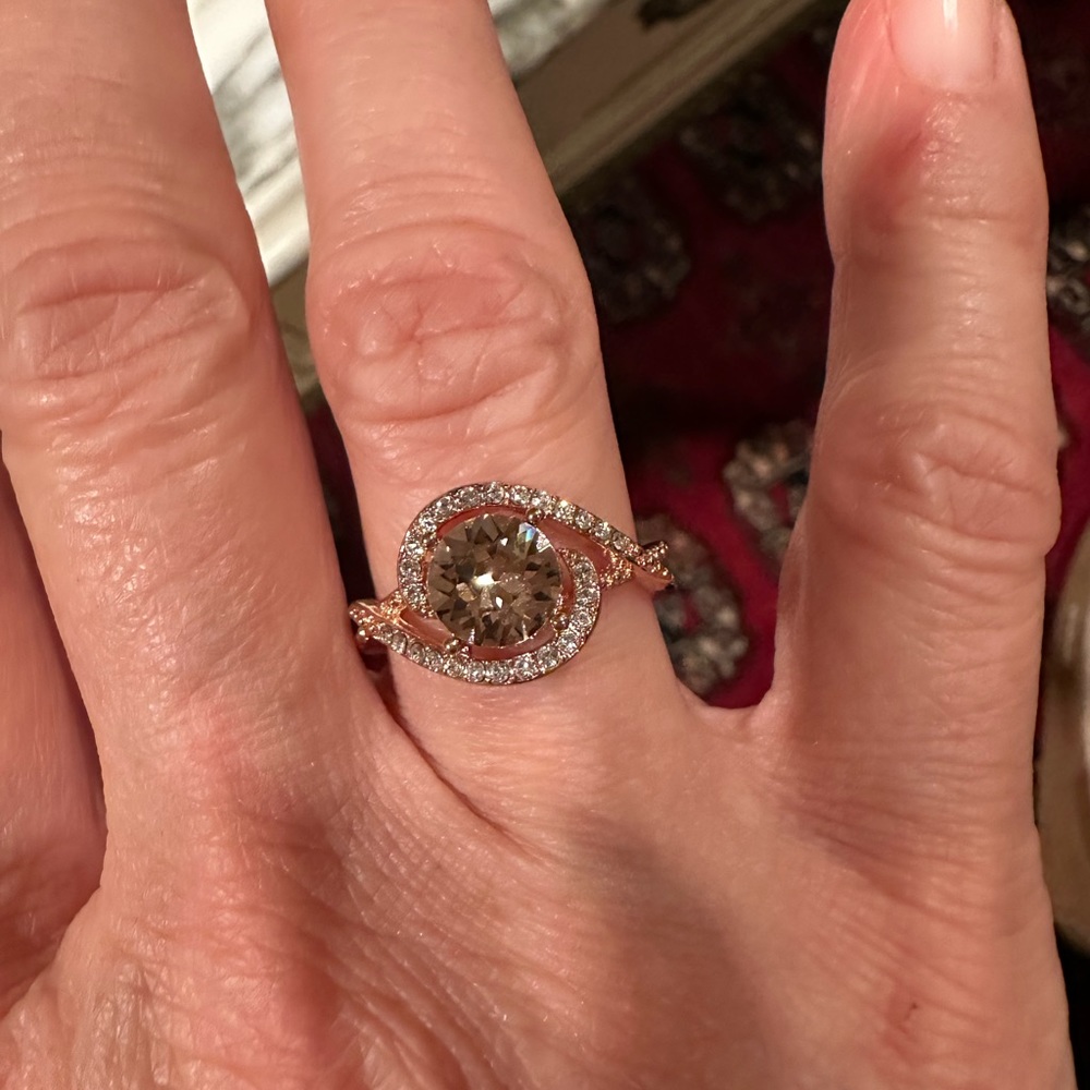 Sparkly ring - Picture 3 of 4